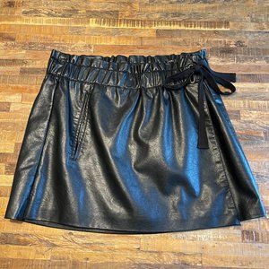 Black Faux Leather Paper Bag Style Mini Skirt l Size Medium